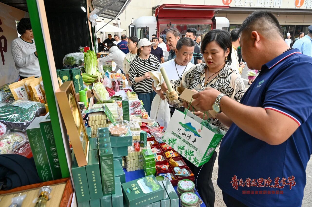 满汉全席重磅落位大鲍岛,百年里院何以香气四溢?