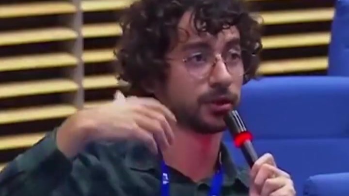 “如果俄罗斯该为乌克兰重建出钱，那以色列是否也该为加沙出钱？”