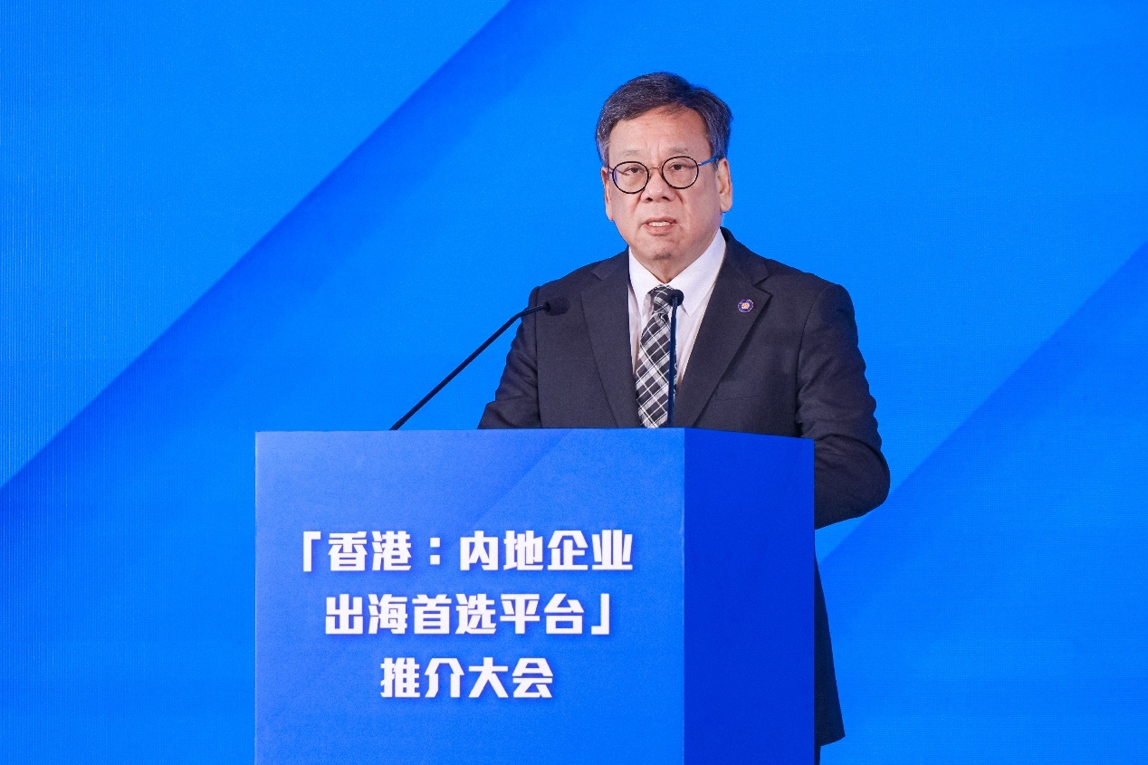 香港特别行政区政府商务及经济发展局局长丘应桦