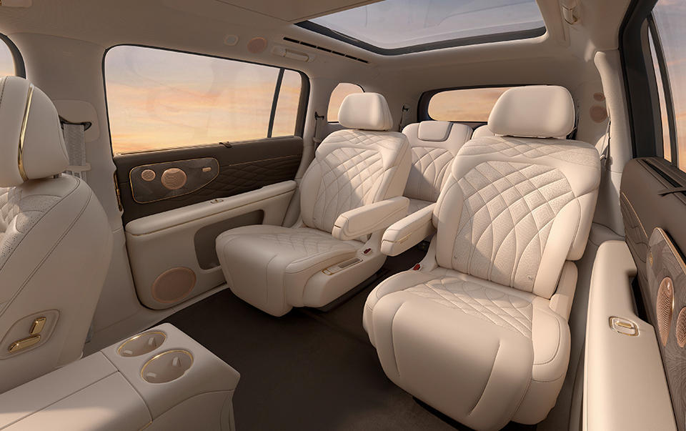 智己LS9开启预售:配800V增程与24度四轮转向,33.69万元起