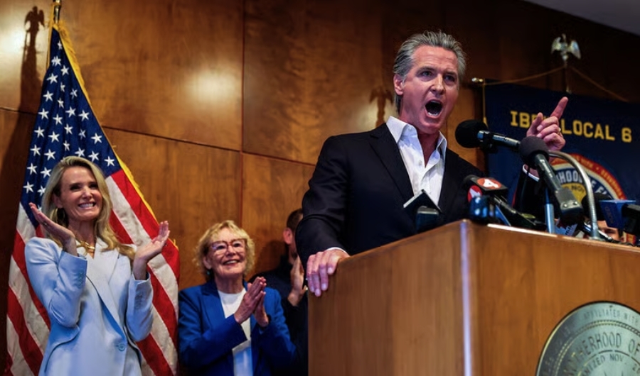 英媒:他赌赢了,有望成为下一届民主党总统候选人