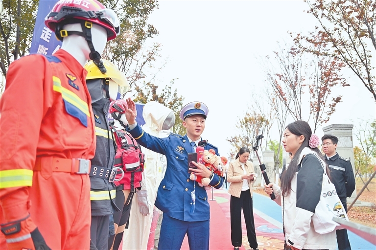 2025年江西省“消防宣传月”活动在南昌启动