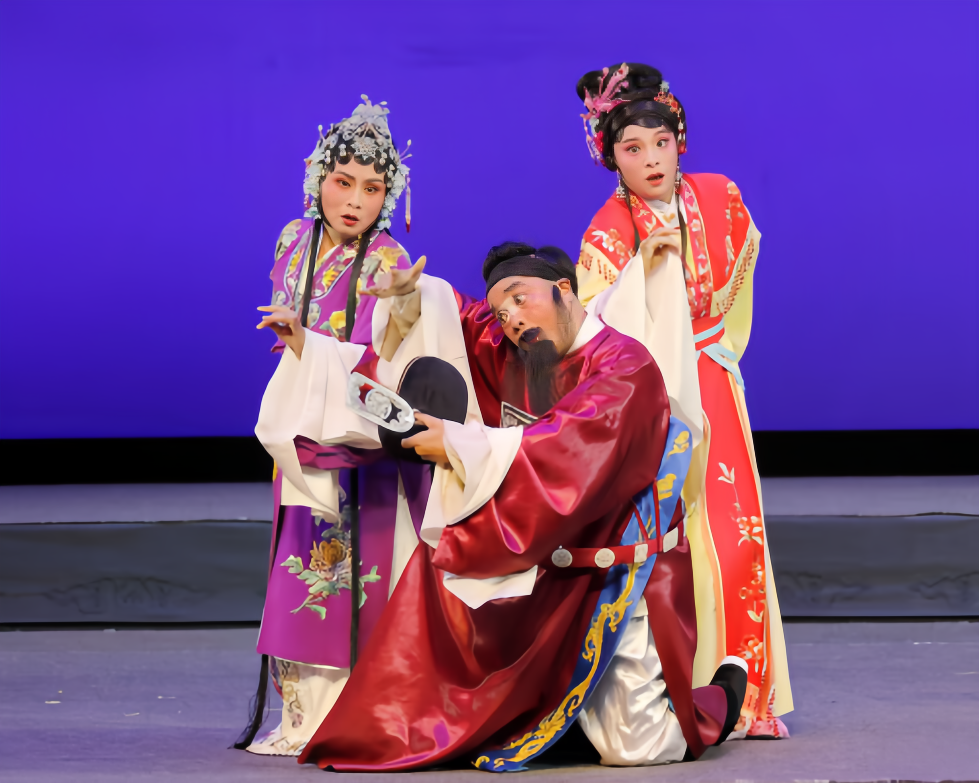 高甲戏《凤冠梦》剧照(资料照片)