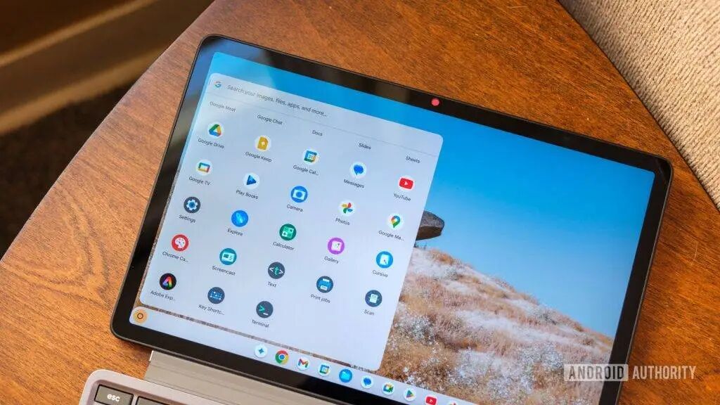 ▲ Chrome OS 界面已经和 Android 非常相似。