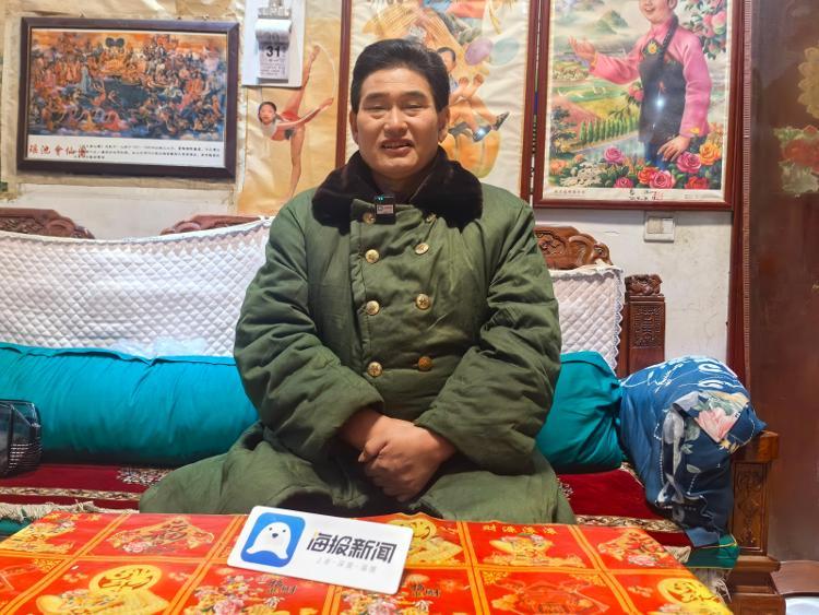 把网暴者告上法庭的“大衣哥”赢了：侮辱、诽谤他四年的被告被判刑六个月