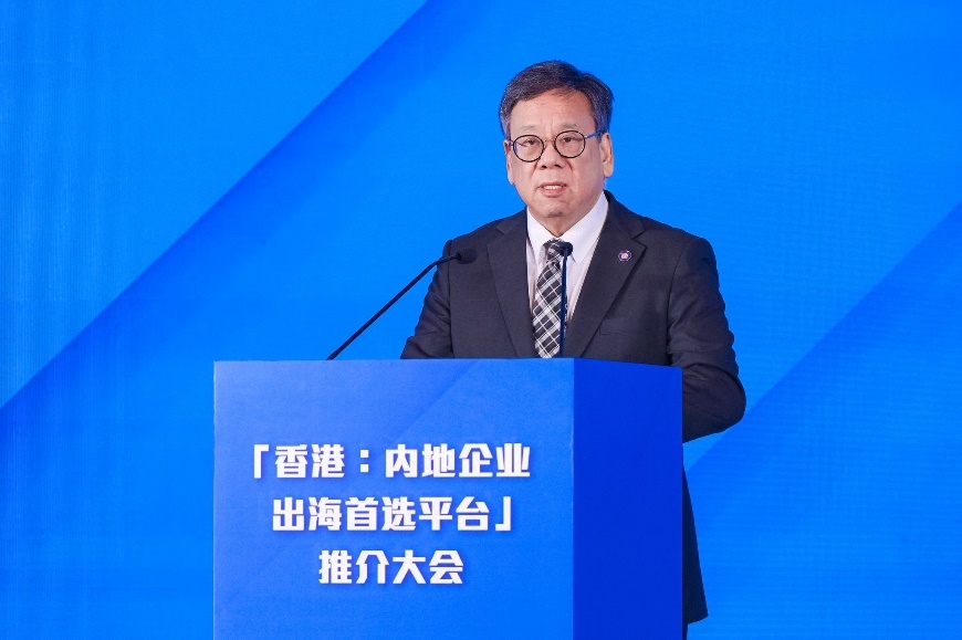 商务及经济发展局局长丘应桦