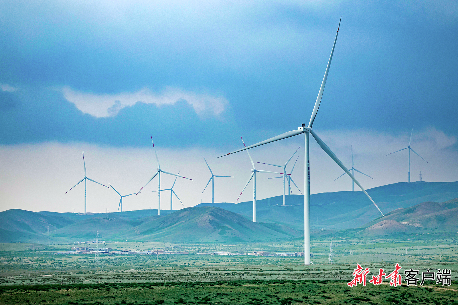 甘肃景泰一风电场 新甘肃·甘肃日报记者 冯乐凯(资料图)