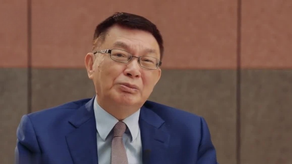 台名嘴评高市早苗对特朗普进行谄媚外交：失态