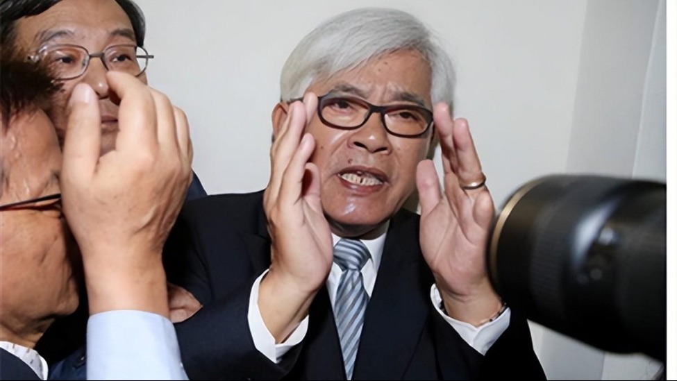 李进勇卸任后火速恢复民进党籍，蓝营民代酸：急着表忠心求官位