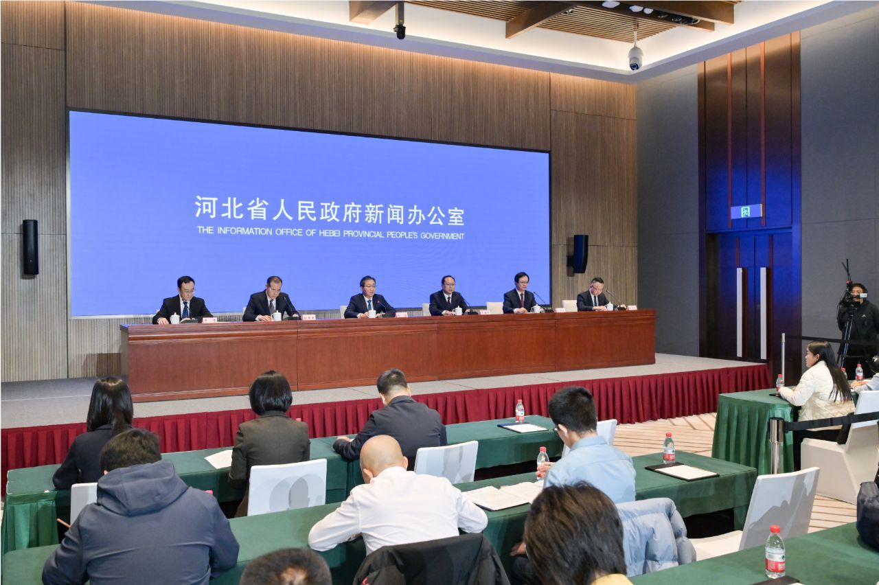 高质量建设欣欣向荣,高水平管理齐头并进,高质量疏解发展积厚成势——“十四五”高质量发展河北答卷系列主题新闻发布会(雄安新区专场)举办凤凰网河北_凤凰网