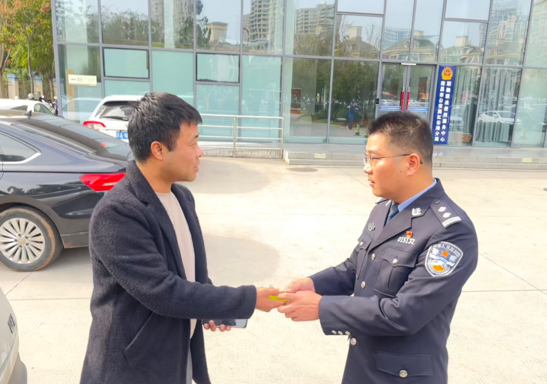 一场寻表记，给南昌上大分！“英雄马”选手爆赞英雄城，南昌警方回应：言重了！