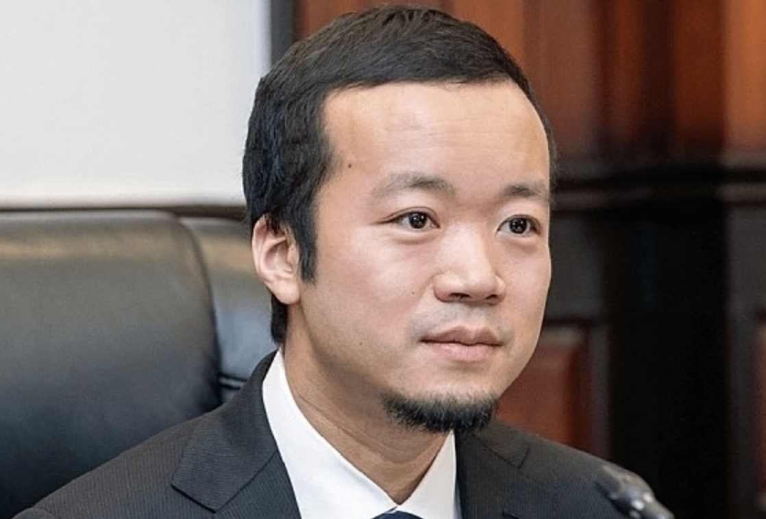 柬埔寨“太子集团”头目被曝曾在新加坡遭手下“黑吃黑”：办公室被锁数日后人去楼空_凤凰网