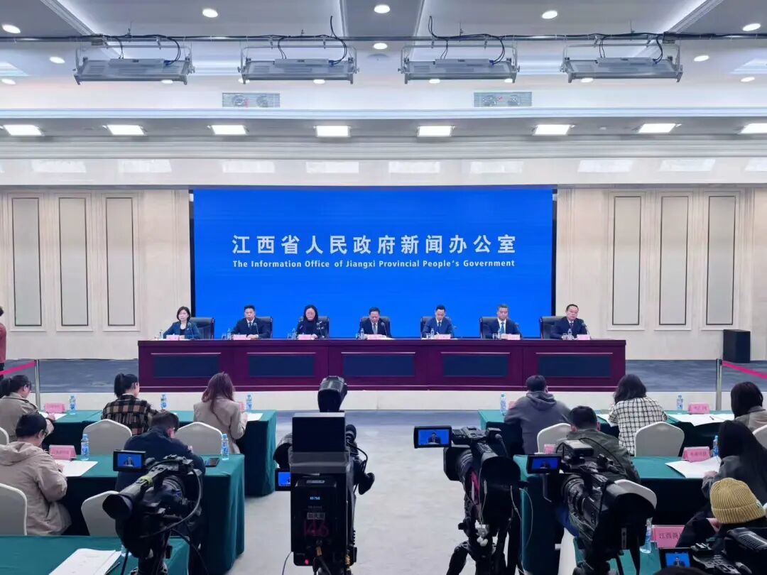 发布会现场图 摄影：饶梦露