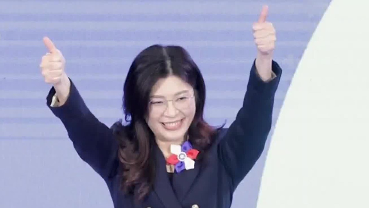 媒体评论员：从“绿营战将”到“蓝营舵手”，郑丽文成长不少