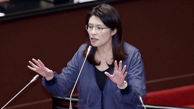 见完郑丽文后，美方的态度变了，台海局势迎来新变局？