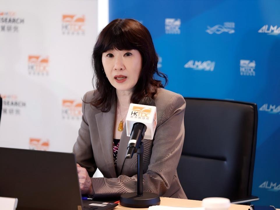 图：香港贸发局研究总监范婉儿发言