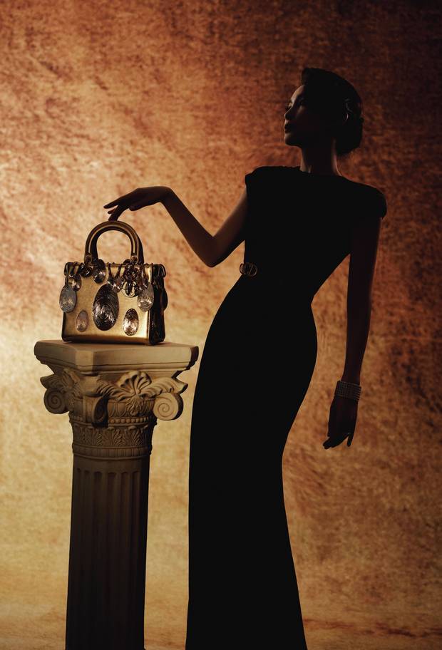 李冰冰身姿曼妙。