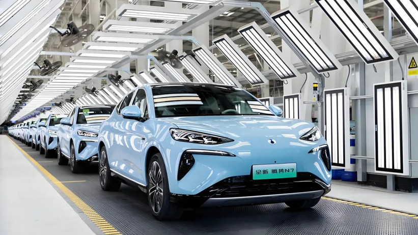 中国新能源车“平替”成风，传统豪华光环正在消散