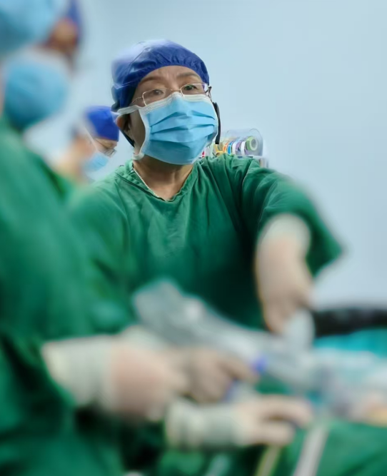 21cm的子宫肌瘤,术后腹部几乎没有疤痕?