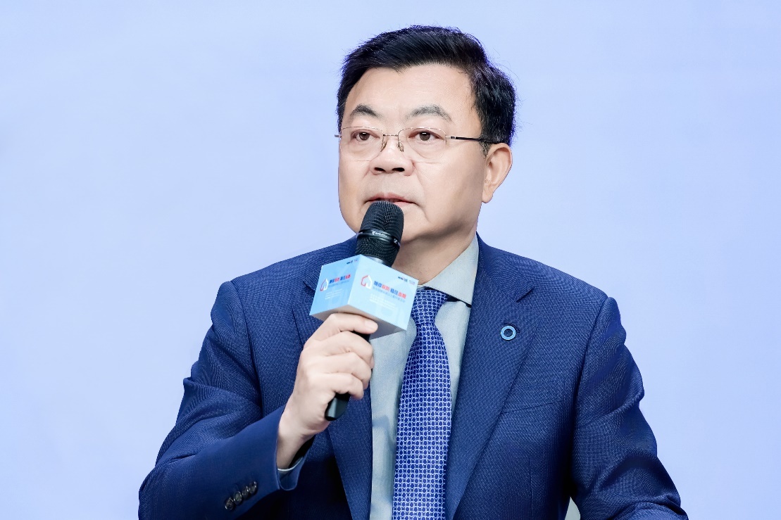 中华医学会糖尿病学分会主任委员、北京医院·国家老年医学中心内分泌科主任郭立新教授现场发言