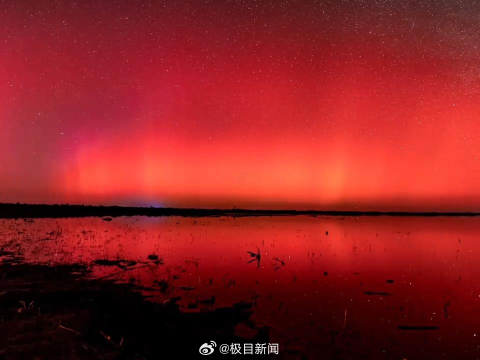 黑龙江、内蒙古、新疆多地出现红绿复合极光