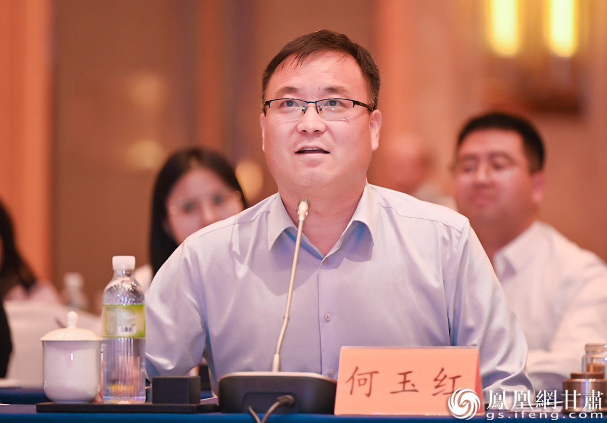 何玉红表示，《方圆统一论》用中国本土概念讲述中国故事。