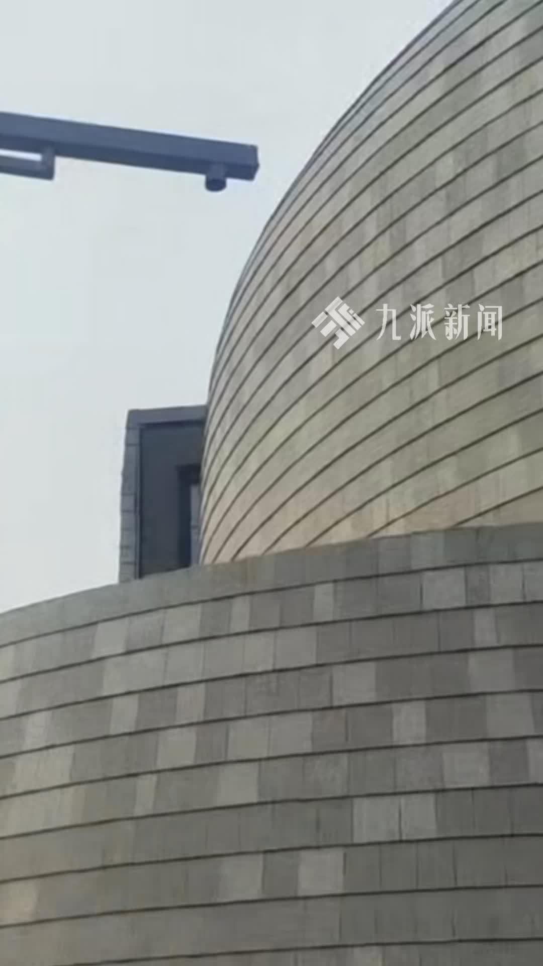 大同市博物馆入口“尽快离开”语音引人不适，博物馆：为文物安全设立，白天播放已关闭