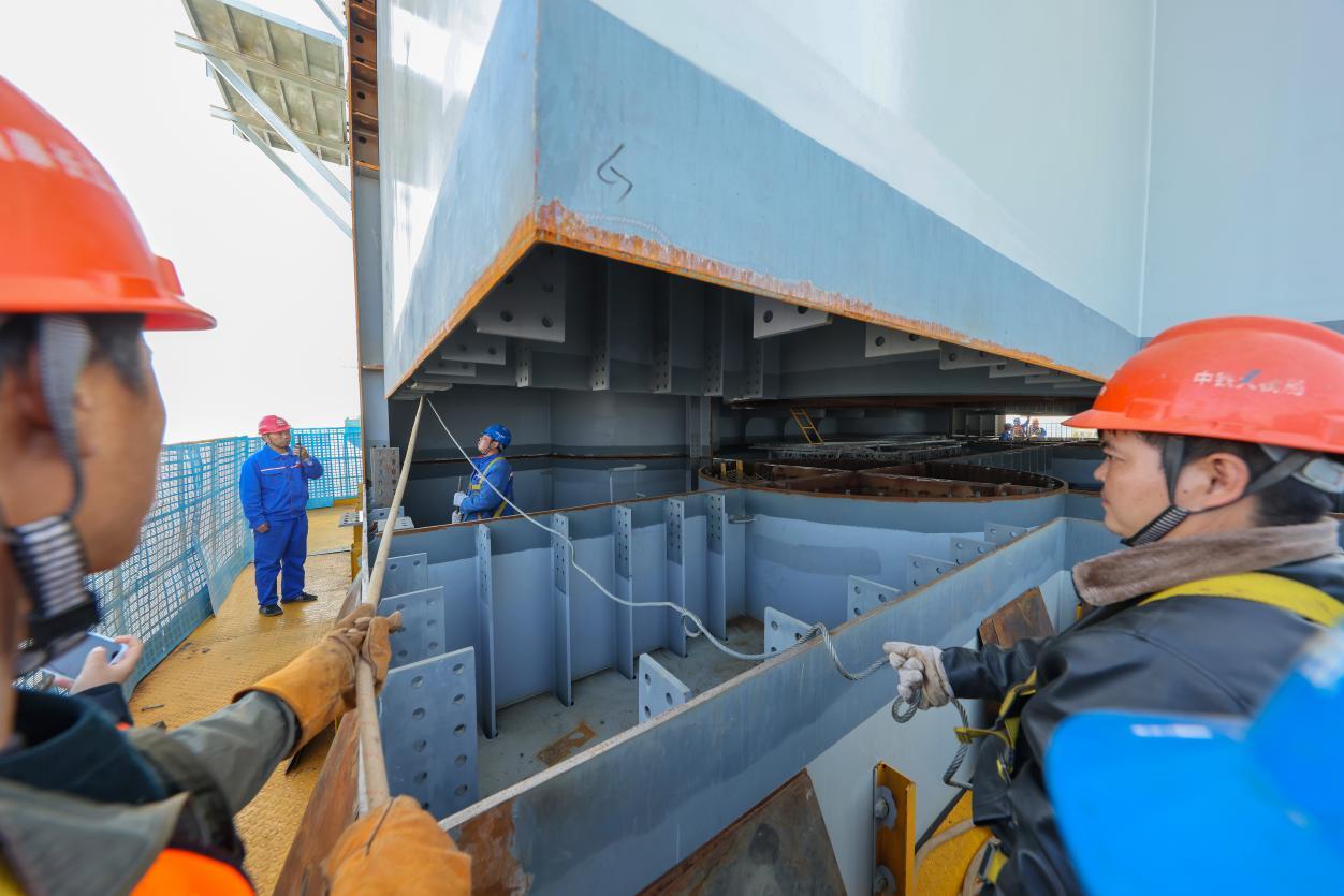 图为施工现场。朱其摄