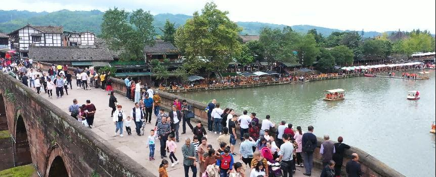 央视《人文名镇》播出圆满收官，平乐古镇文化品牌建设开启新纪元