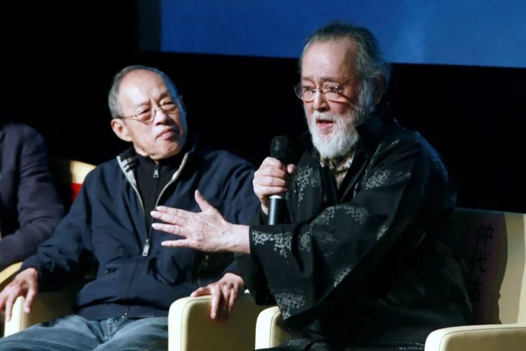 刘子枫与仲代达矢（右）　图片来自上海戏剧微信公众号