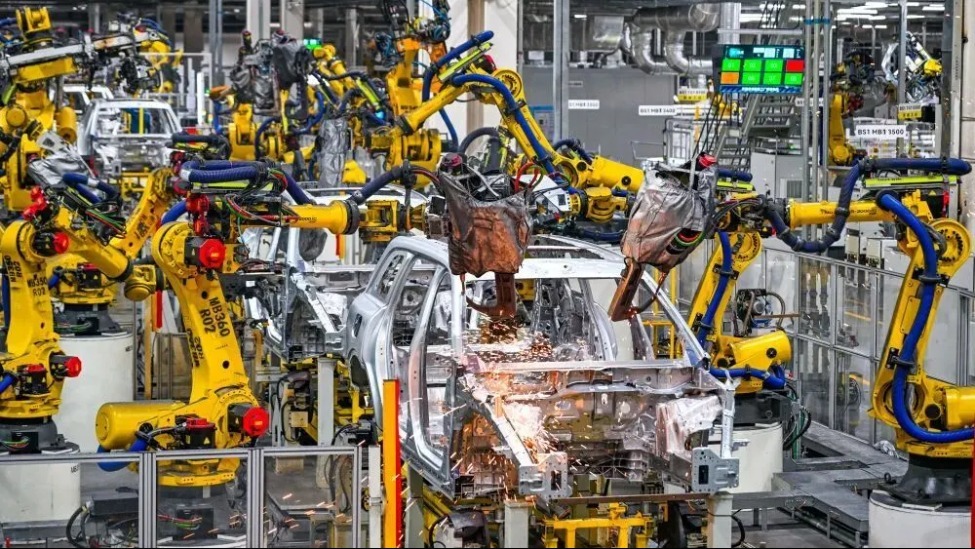 凤凰晚报|与特朗普彻底决裂,MAGA女斗士是怎么走到这一步的?