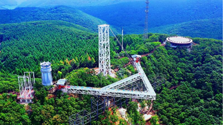 双阳区域内神鹿峰旅游度假区。