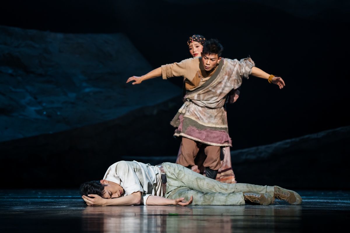 从草原到泉城!《金银滩・金银花开》用舞蹈串联鲁青情谊,共传红色薪火