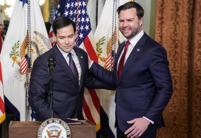 为争夺总统之位,和鲁比奥终将成为对手?万斯回应