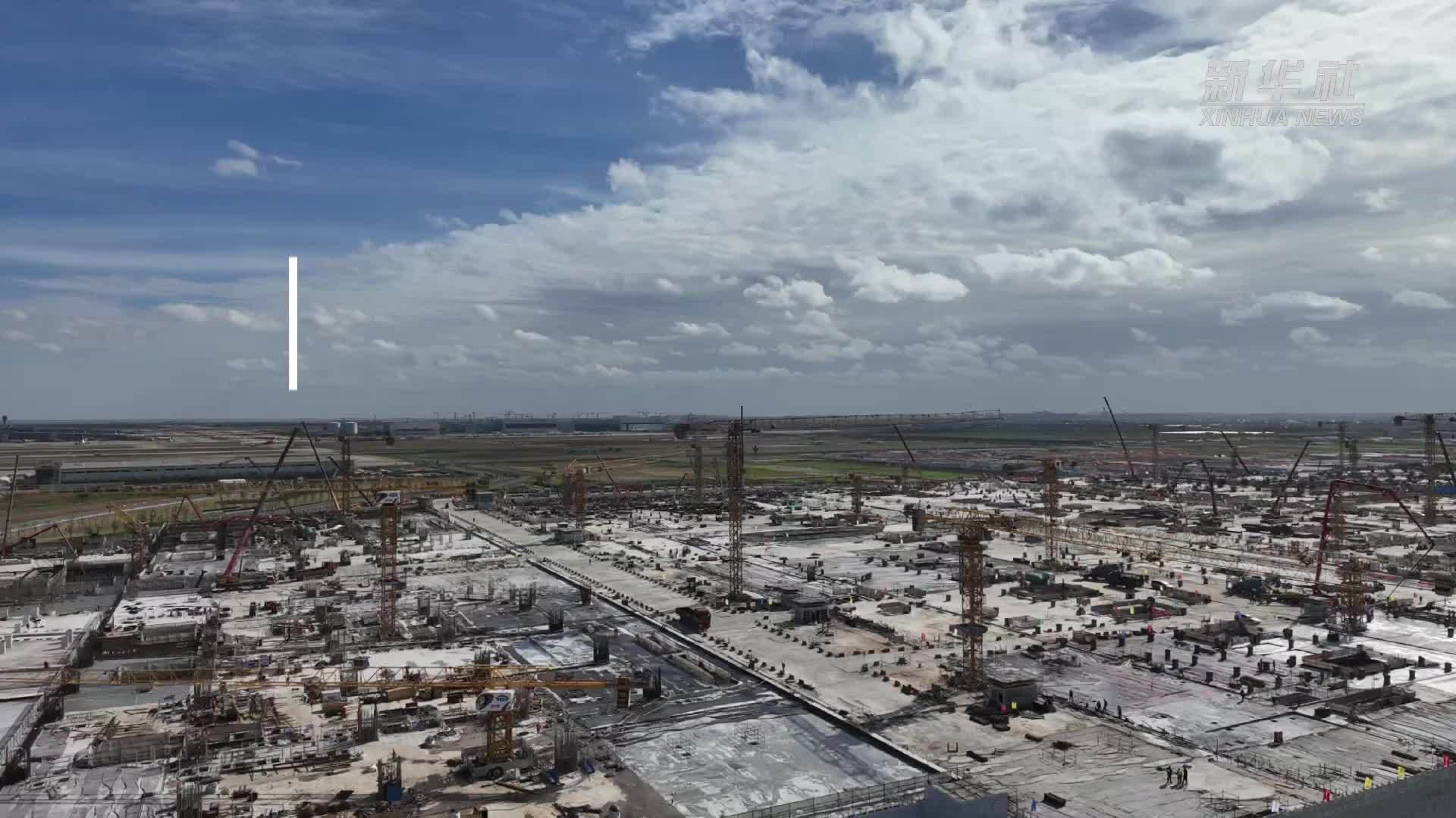 东方枢纽上海东站站房混凝土主体结构封顶