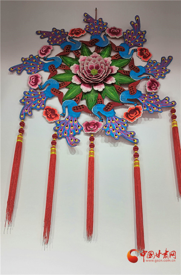 NBA升级版纪念礼惊艳进博会 看甘肃有啥不“遗”样