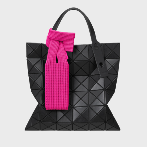 果粉钱包好割吗 苹果手机包1299元起被吐槽：像保温水瓶套