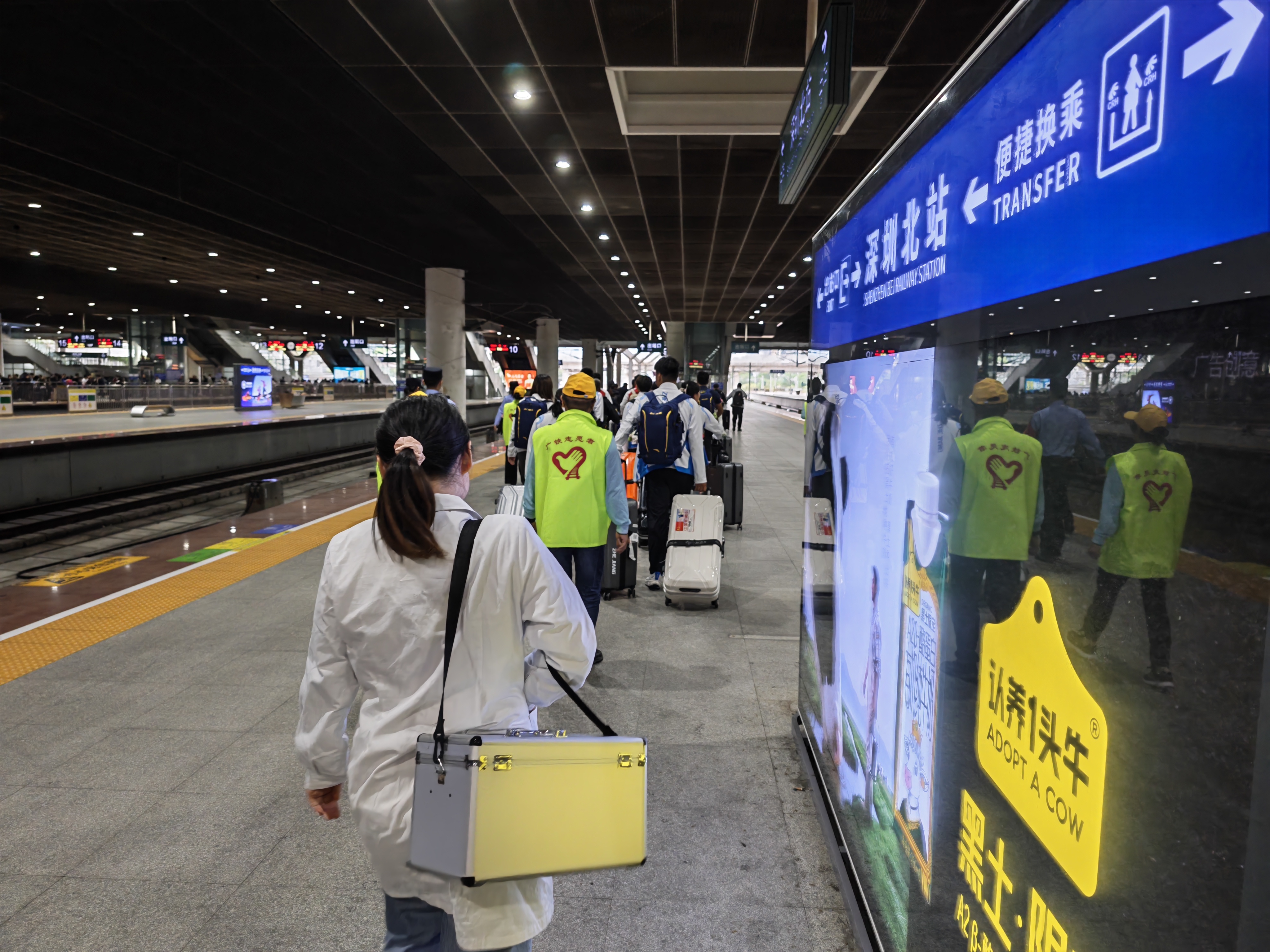 十五运会盛大启幕 深圳铁路保障运输畅通