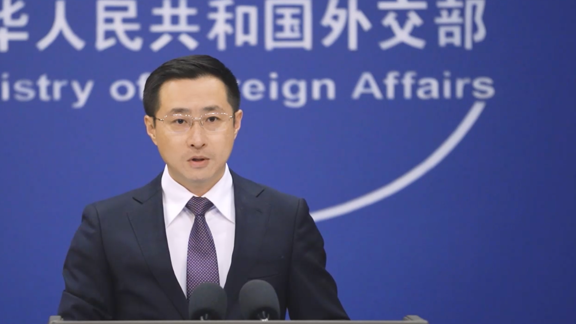 高市早苗暗示武力介入台海可能性，外交部连发灵魂三问