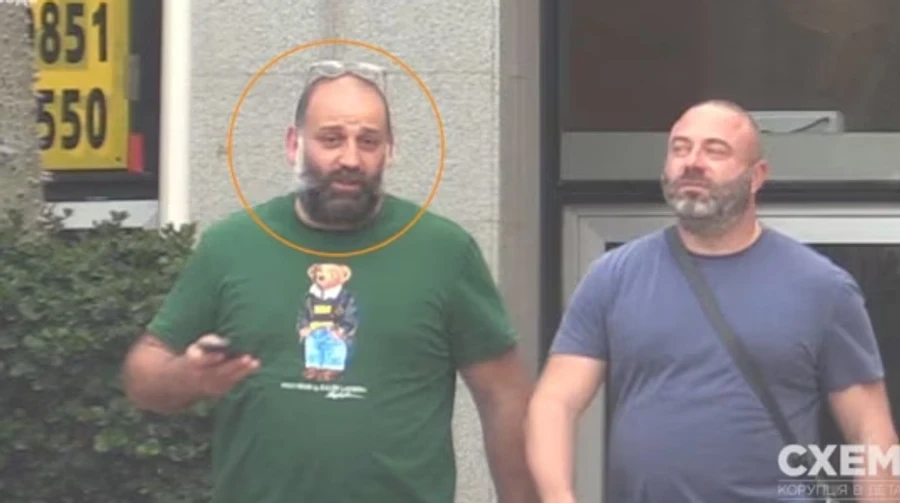 乌媒:反腐机构突袭前,泽连斯基“白手套”精准离境