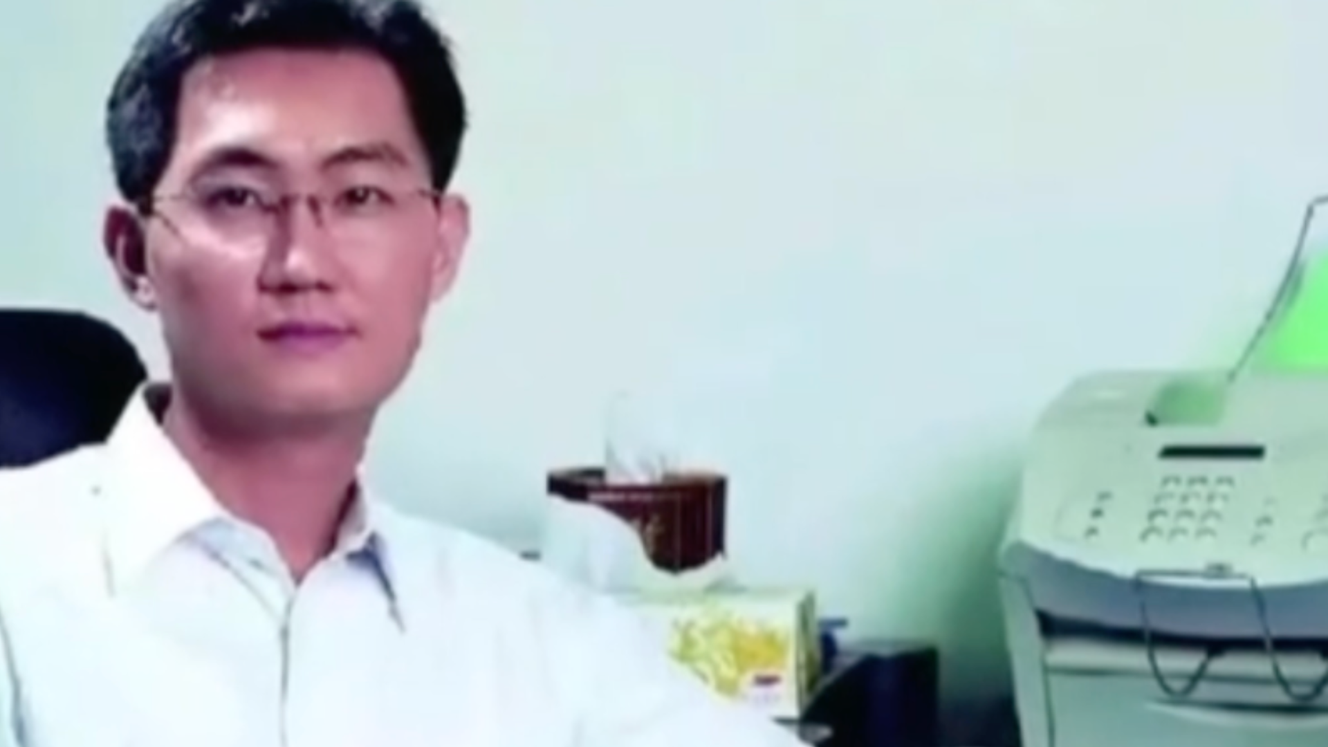 腾讯官方晒首间办公室照片，确认马化腾当过客服