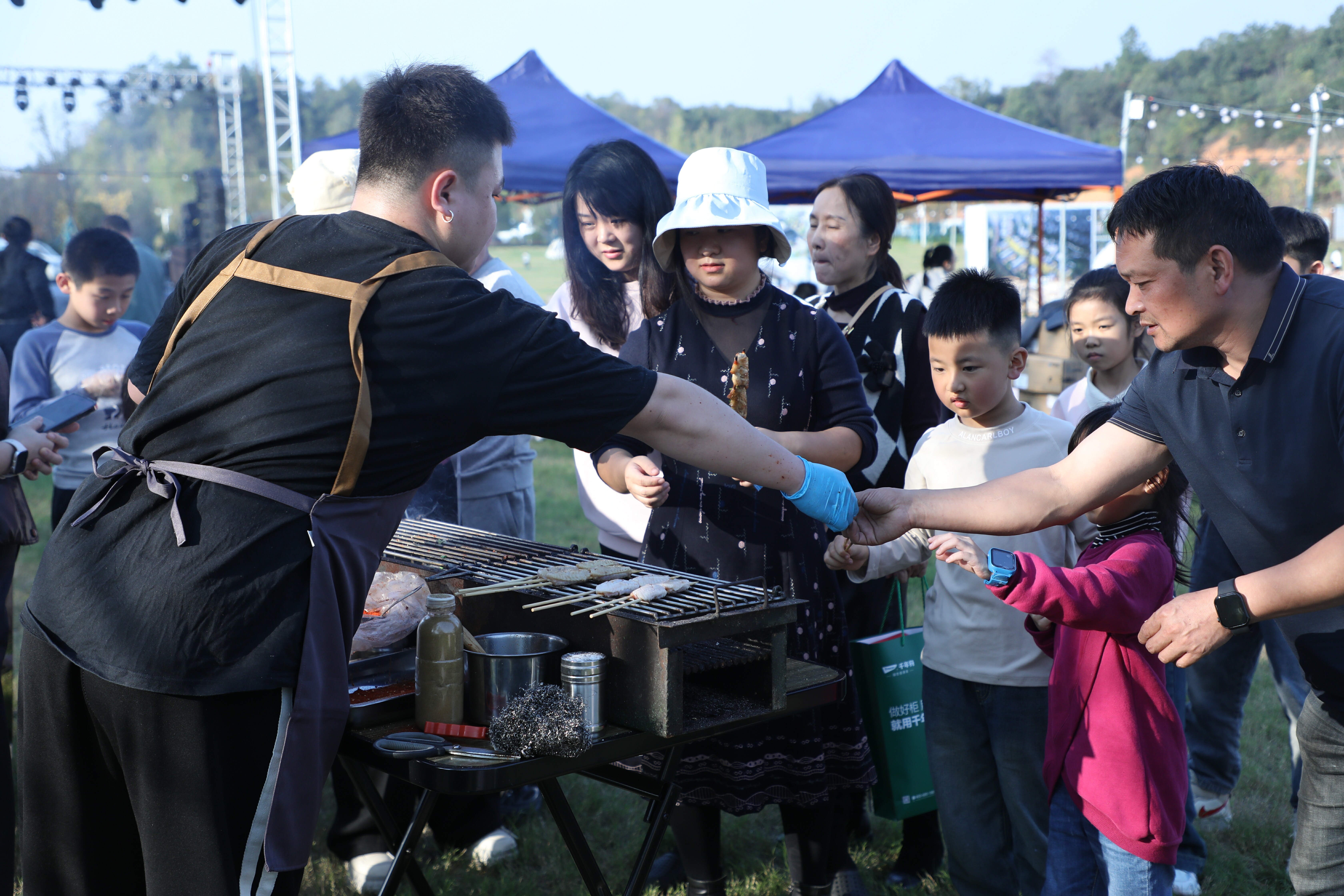 当才艺盛宴遇见治理创新:“麓隐共创之夜”诠释共建共治共享