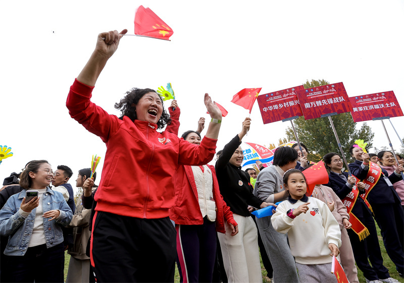 中央广播电视总台“运动一起赢”走进城阳区棘洪滩街道暨2025年青岛市第五届社区运动会举办