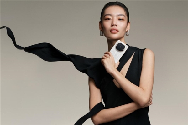 华为Mate X7首发定制20GB内存:本月见