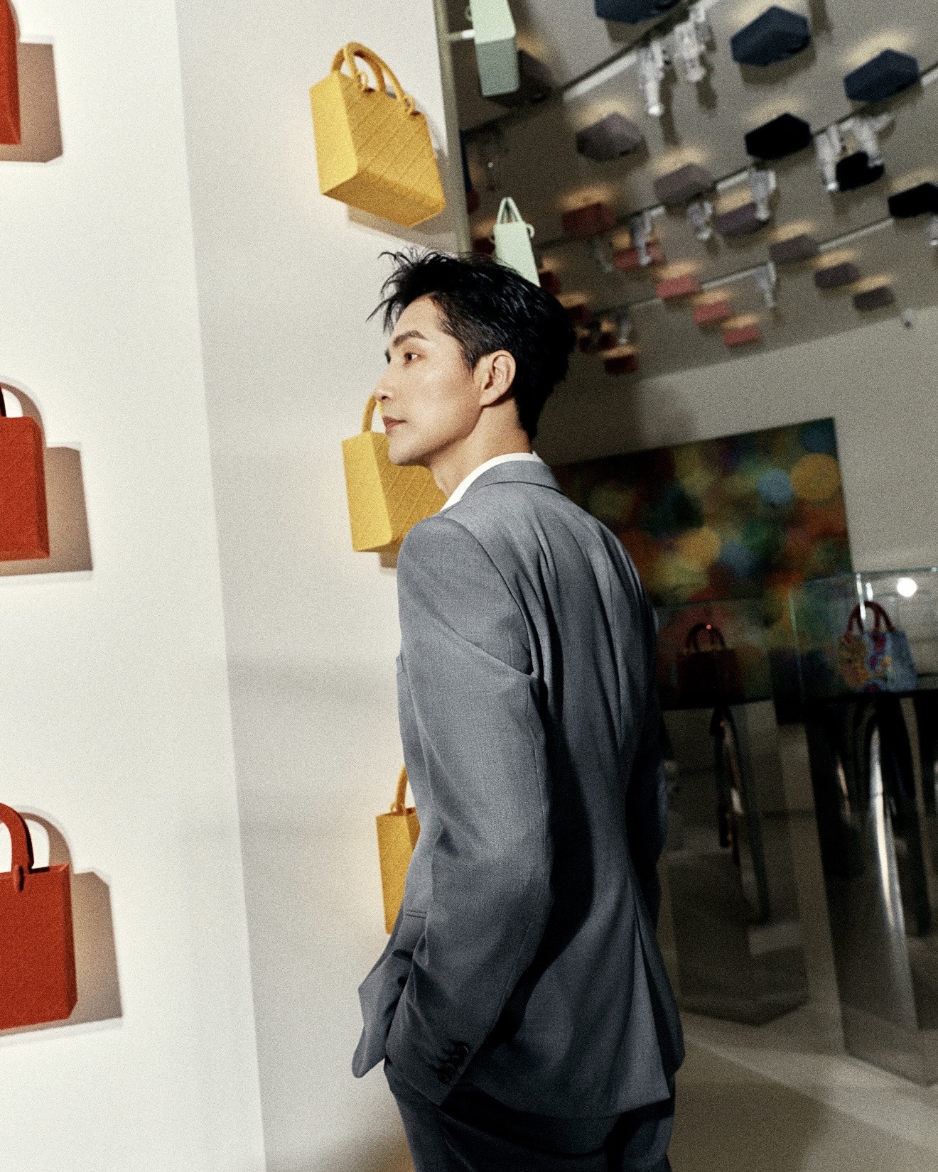 “DIOR LADY ART #10”艺术家限量合作系列展览于上海揭幕