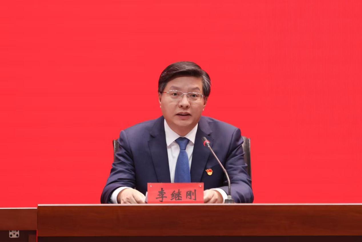 黑龙江省商务厅党组书记、厅长 李继刚