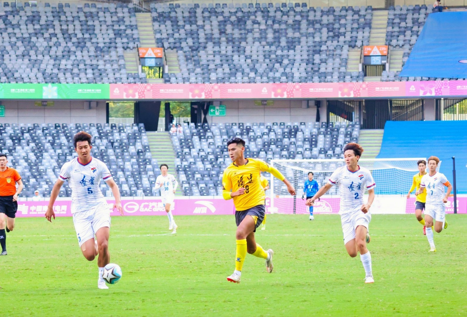 十五运会游泳赛开赛，龙岗三赛同台掀青春风暴