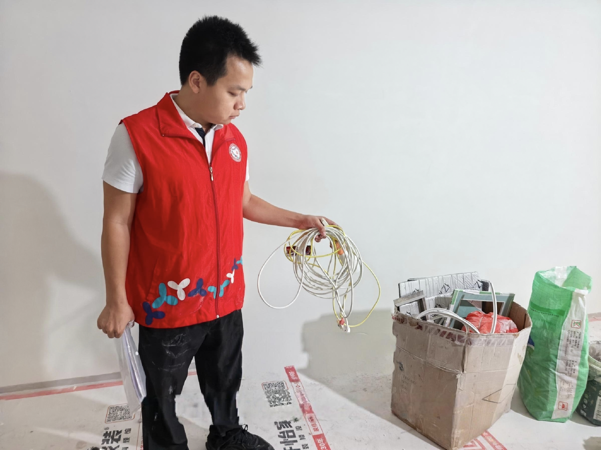 护航十五运，富华社区严抓小散工程安全