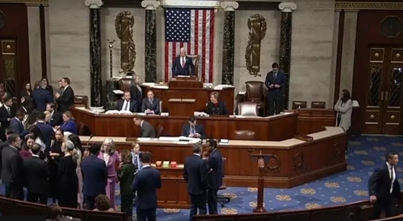 美众议院通过结束政府停摆法案,特朗普将连夜签署