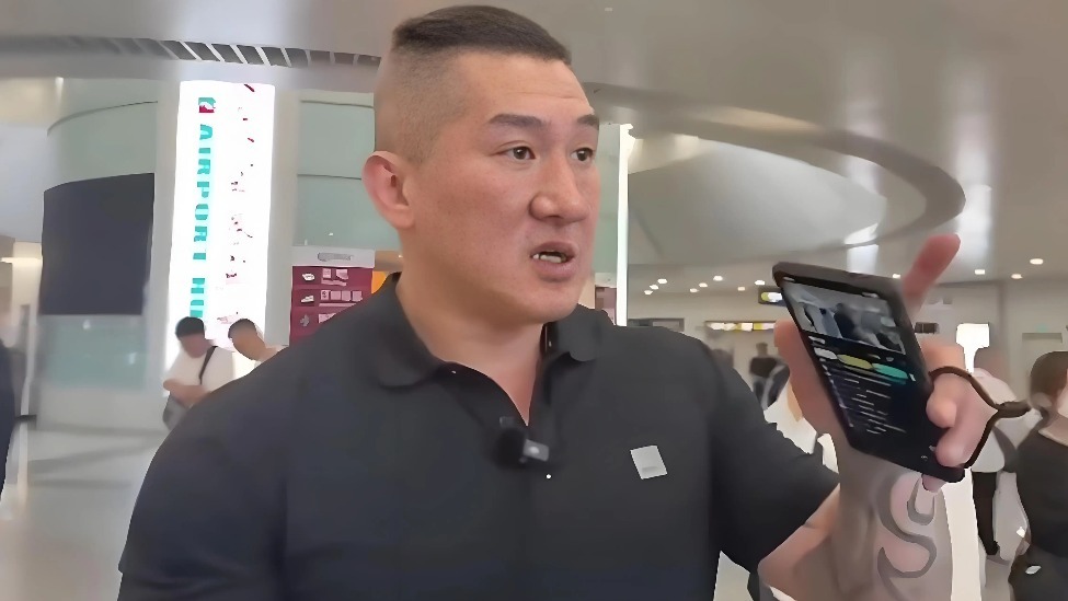 网红“馆长”：台湾人不能和日本人站在一起，我们不能忘记历史